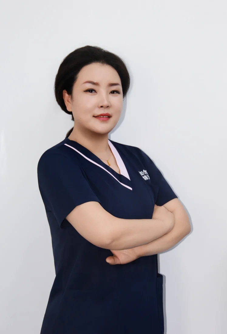 杨盛楠主治医师形象照